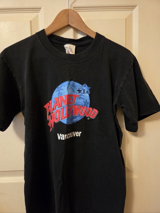 planet hollywood Other - VINTAGE Planet Hollywood Vancouver t-shirt